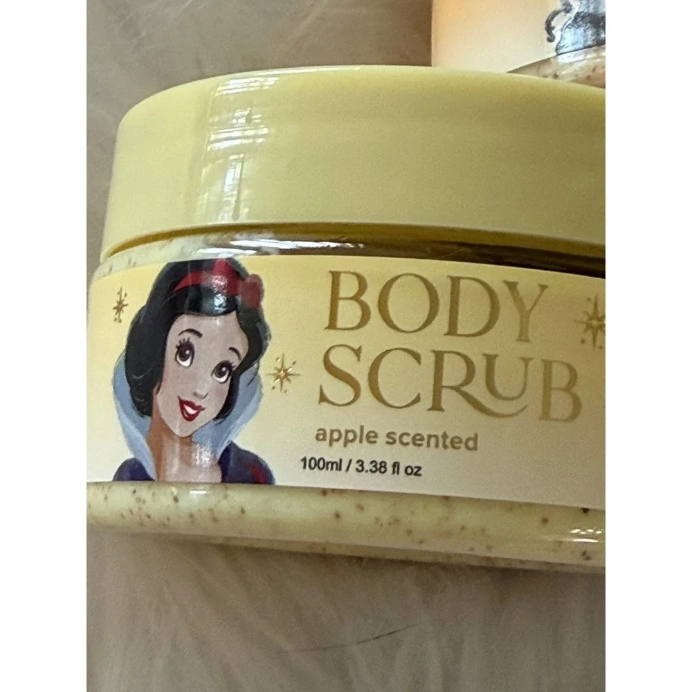 Disney Princess Body Scrub Set Apple Hibiscus Coconut Vanilla Rose 3 Pack 3.38oz